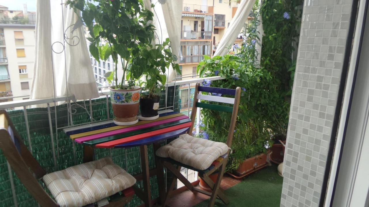 Ospiti A Firenze Benvenuti Hotel Esterno foto